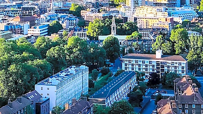 London Offices Without AC Face New Price Risk Due to Heat Waves, Affecting Real Estate Market