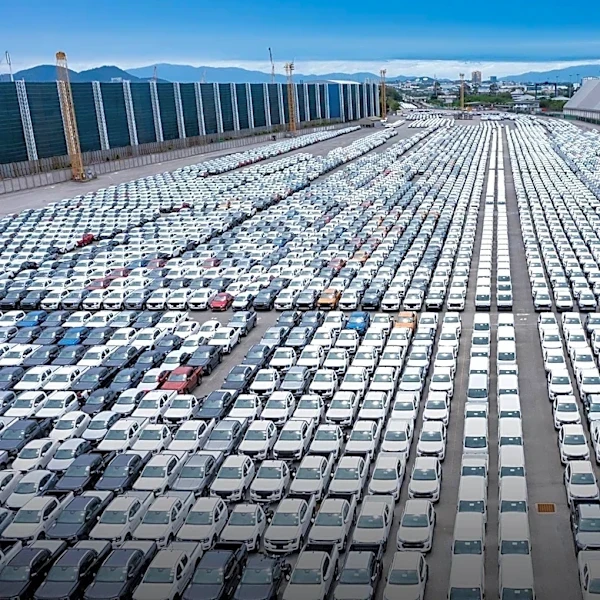 ABP Southampton Hosts Largest Vehicle Carrier Glovis Lighthouse, Enhancing Automotive Trade