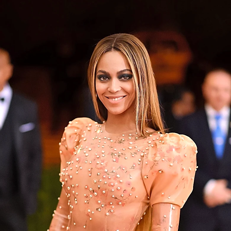 Man Arrested for Crashing Car Into Beyonce and Jay-Z's East Hampton Residence