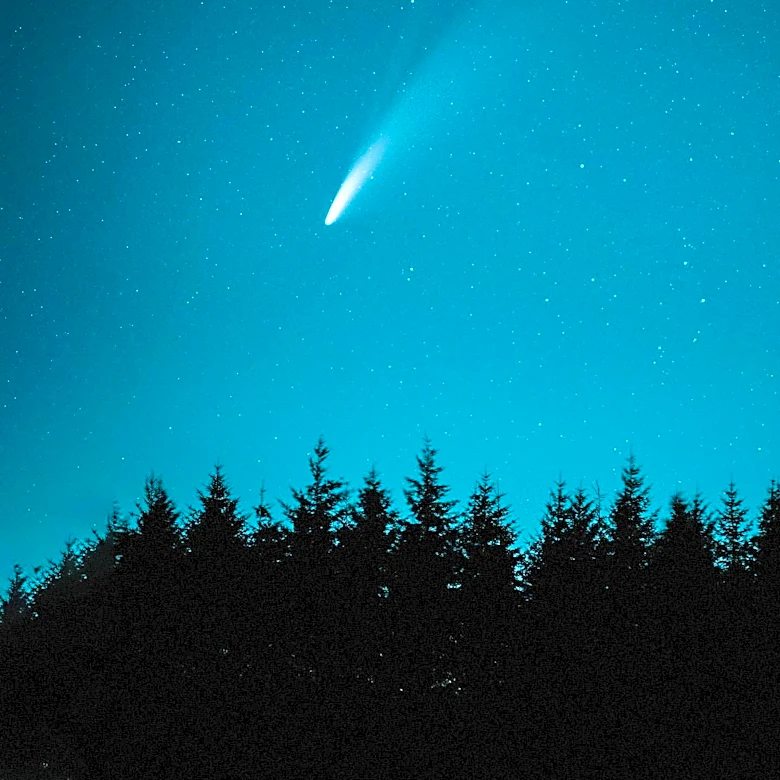 Skywatchers in North America Prepare for August's Celestial Double Feature