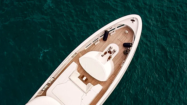 130-Foot Yacht Favor Runs Aground in Woods Hole, Prompting Rescue Operation