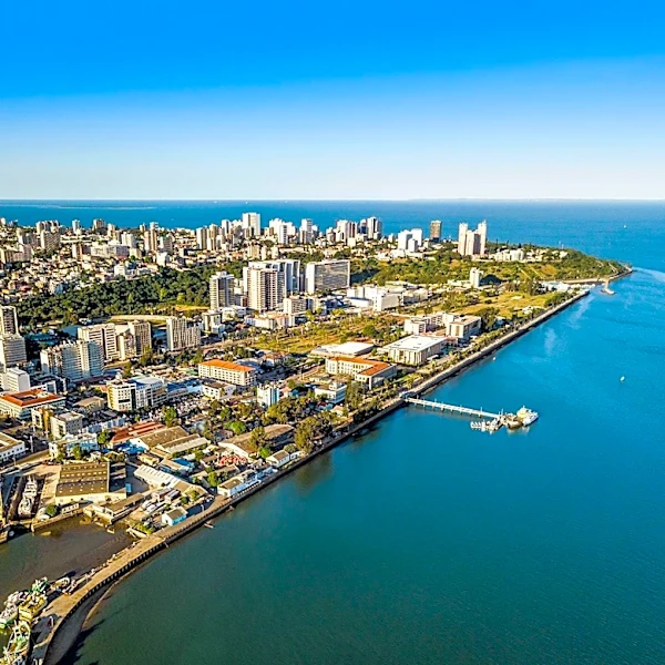 Angola Secures $900 Million Chinese Investment for Port Development