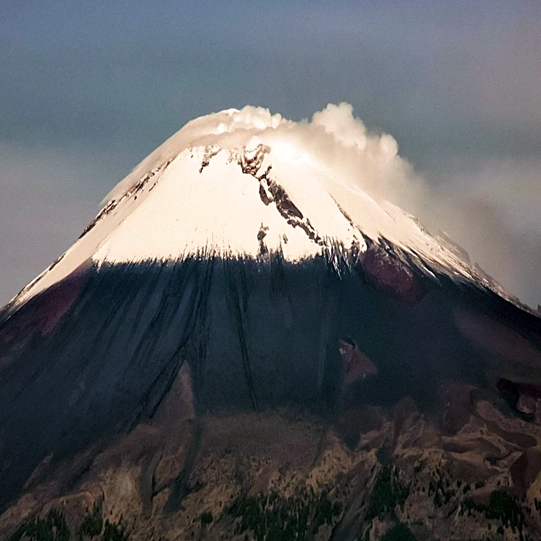 Scientists Date Historic Lahar on Mount Rainier to 1507, Enhancing Understanding of Volcanic Threats