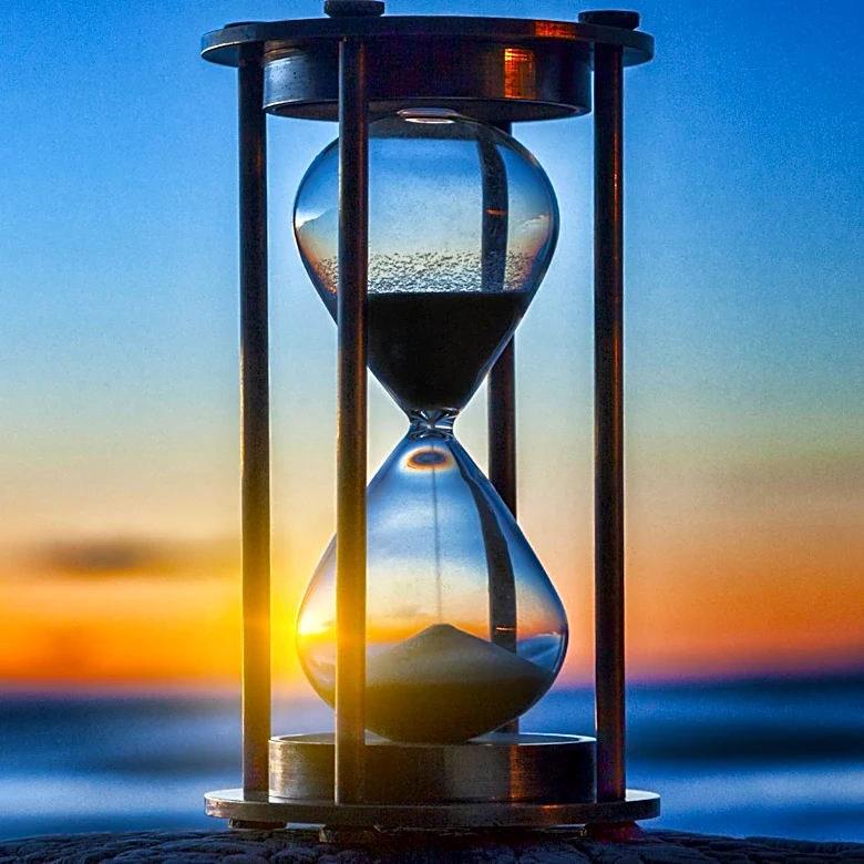 California Lawmakers Consider Permanent Daylight Saving Time, Impacting Winter Sunrises