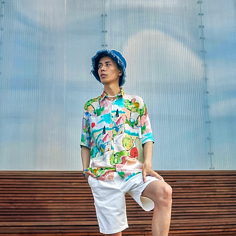 Tokyo Government Encourages Shorts at Work Amidst Heatwave, Faces Mixed Reactions