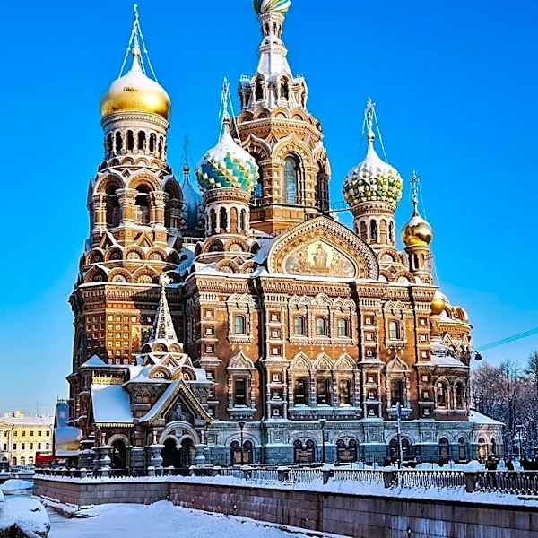 Russia Utilizes African Shipping Registries to Evade Sanctions, Generating $100 Billion Annually