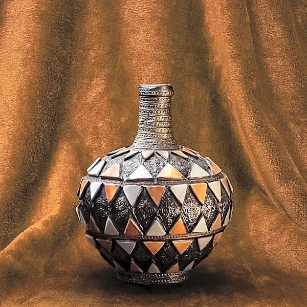 Two Arrested for Alleged Theft of $100K in Bronze Vases from Maryland Cemetery