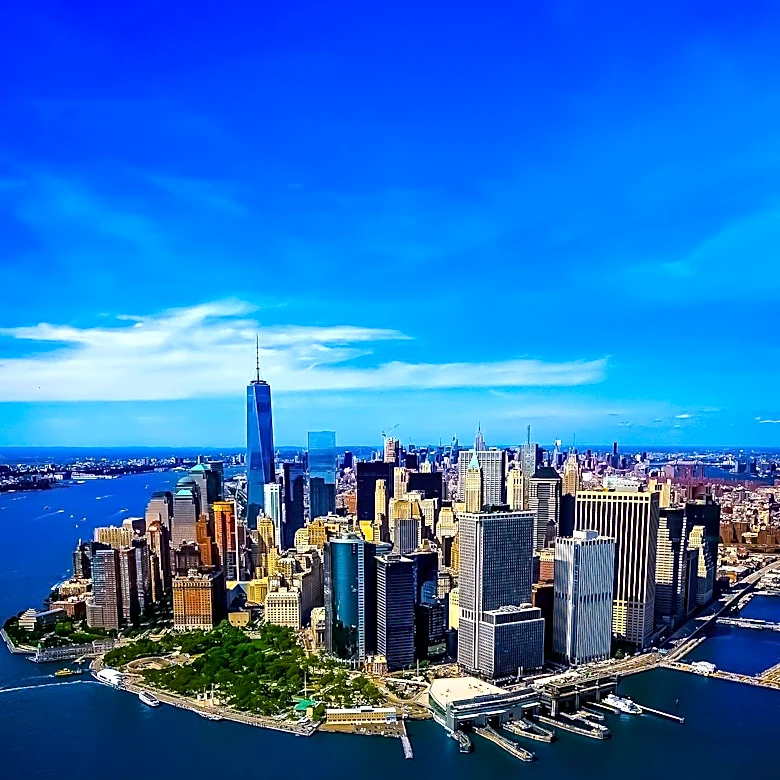 New York City Enjoys Continued Warm Weather, Enhancing Weekend Plans
