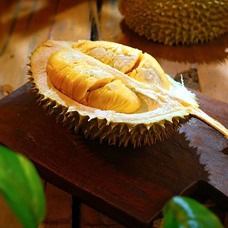 Durian Fruit's Polarizing Odor Sparks Global Reactions