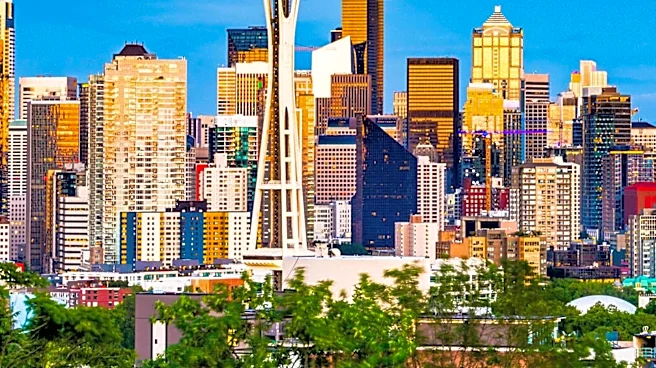 Unauthorized Parachutists Leap from Seattle's Space Needle, Evade Capture