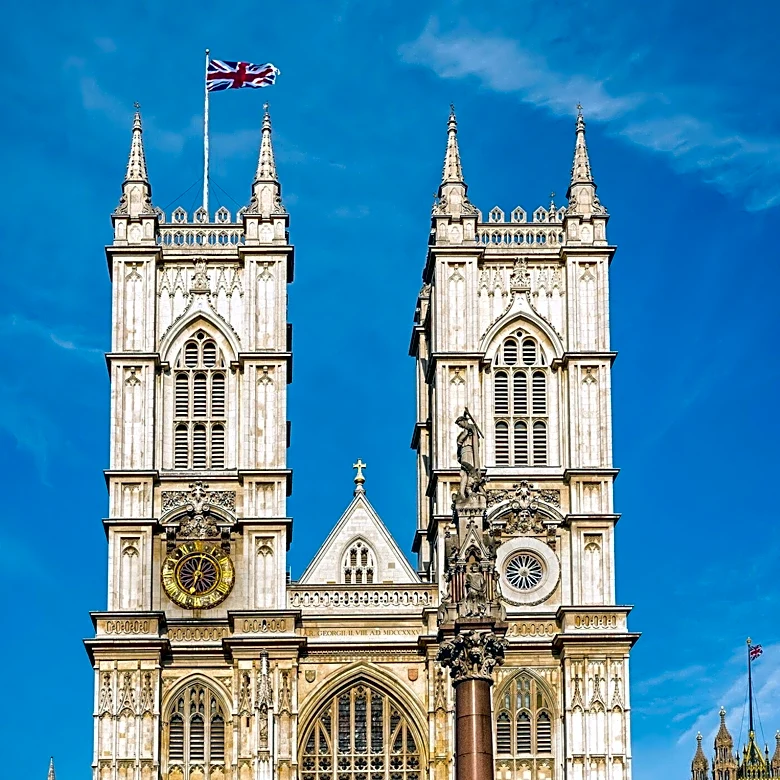 Church of England Faces Trust Crisis Amid Management Criticism