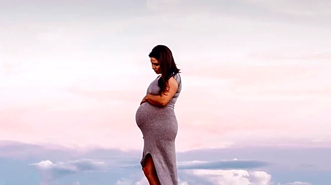 Paralyzed Woman Defies Odds with Pregnancy and Recovery Journey