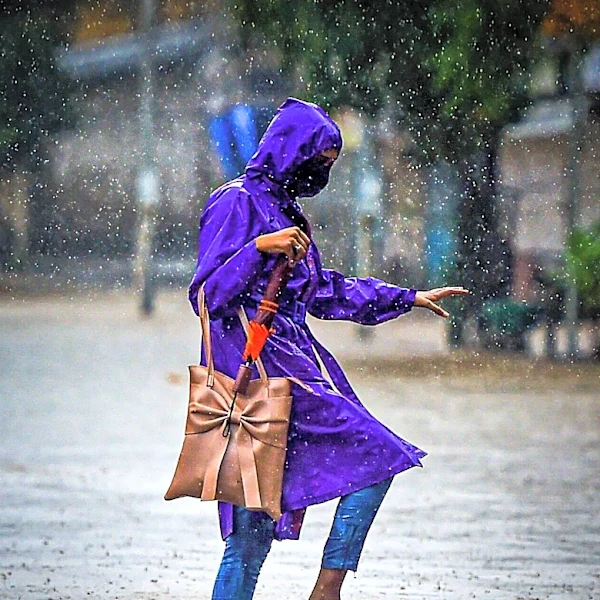 Monsoon Rains in Pakistan Result in Over 100 Deaths Amid Flooding Concerns