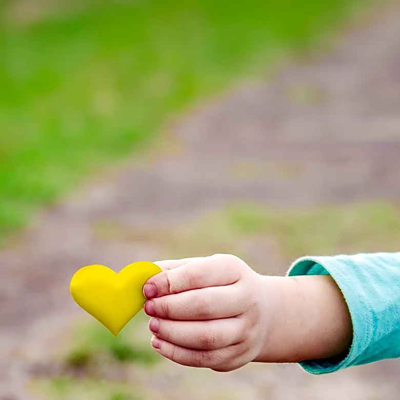 Study Reveals Kindness More Prevalent in America Than Perceived