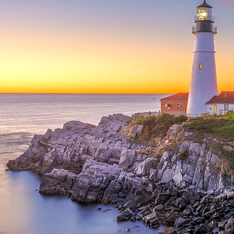 Maine Implements New Workplace Laws to Address Wage Gaps and Employee Privacy