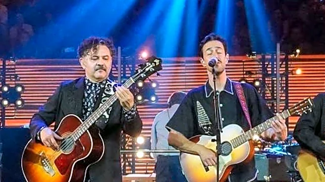 Rep. Lloyd Doggett Condemns Violent Repression of Musicians, Highlights Iranian Singer's Case
