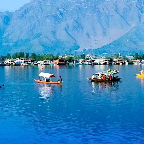 Vice President Radhakrishnan Highlights Jammu and Kashmir's Tourism Potential