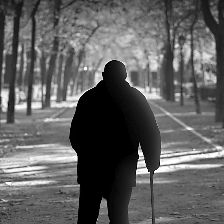 Study Highlights Loneliness as a Health Issue, Calls for Broader Social Solutions