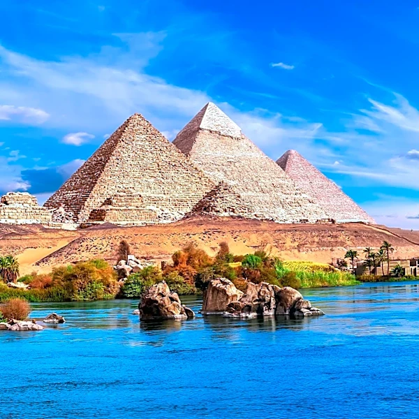 New Insights on Egypt's Pyramids: Paid Workers and River Proximity
