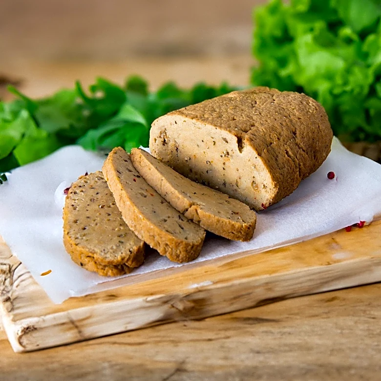 New Review Suggests High-Protein Diets May Accelerate Aging in Sedentary Individuals
