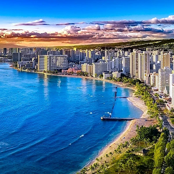 Hawaii Governor Signs Legislation for 50% Reduction in Transportation Emissions by 2045