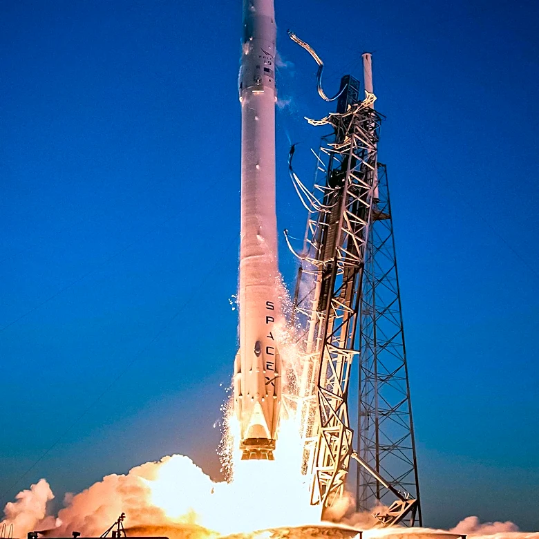 SpaceX Falcon 9 Rocket Debris Set to Impact Moon, Creating New Crater