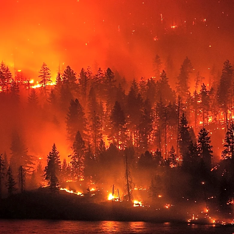 Southern California Faces Intense Heat Wave with Fire and Health Risks