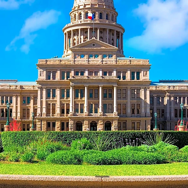 Texas Prisons Face Criticism Over Lack of Air Conditioning Amidst Heatwave