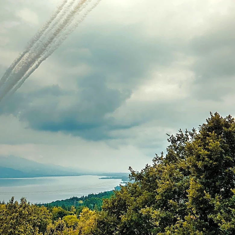 Red Arrows Postpone Return to UK Due to Weather After U.S. Tour