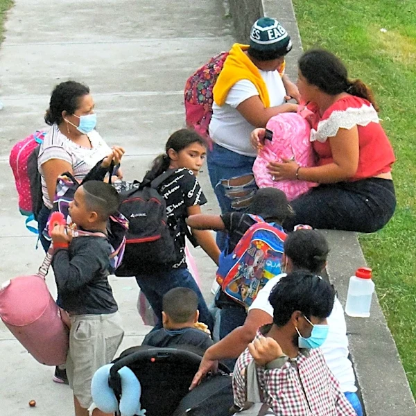 Thousands of Migrant Children Face Deportation Risks as Legal Aid Deal Expires