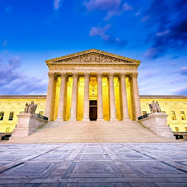 9th Circuit Court Rejects Trump’s Mandatory Immigrant Detention Policy, Supreme Court Challenge Looms