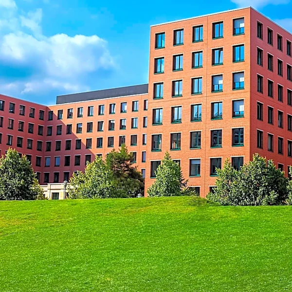 UConn Opens First Downtown Hartford Residence Hall to Full Capacity