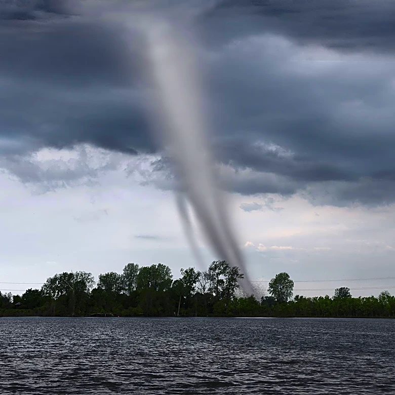 Severe Weather Threatens Cincinnati's Major Weekend Events with 100,000 Expected Downtown