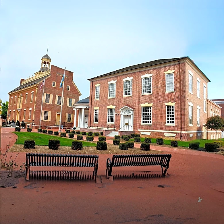 Study Identifies Delaware Towns as Most Stressful for Locals Due to Tourism