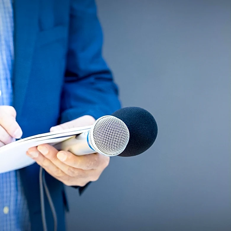Border Patrol Seizes Journalist's Phones, Sparking Legal Battle Over Press Freedom