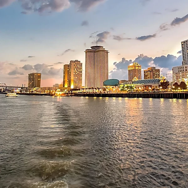New Orleans Implements New Laws on Sewerage Oversight, Debit Card Fees, and Balloon Bans