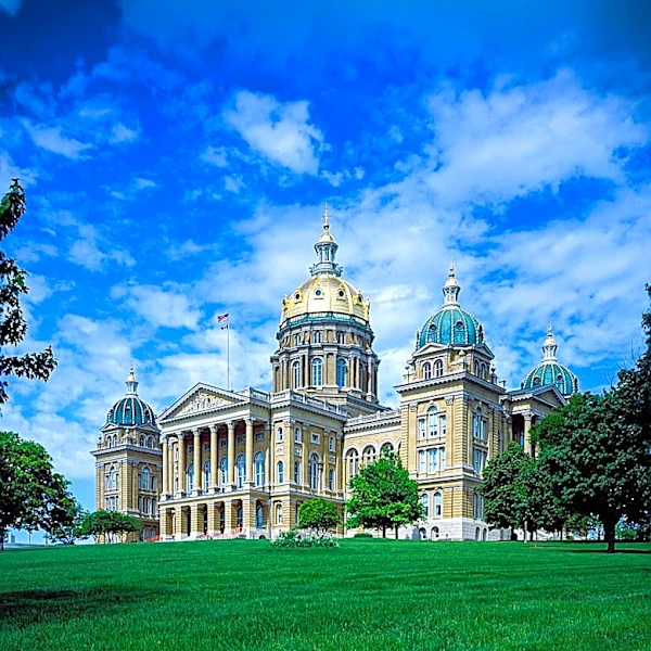 Iowa's Rising Cancer Rates Prompt Public Health Concerns and Research Initiatives