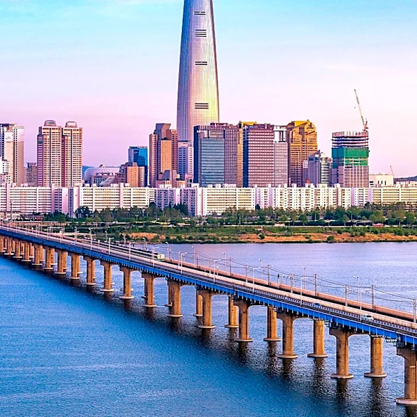 South Korea's July Exports Surpass Expectations Due to AI Chip Demand