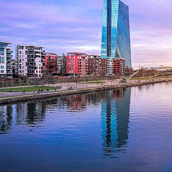 ECB Warns Climate Crisis Threatens Core Financial Stability Amid Wildfires