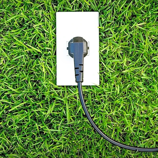 FCC Ruling on Foreign Inverters Raises Concerns for Off-Grid Energy Solutions