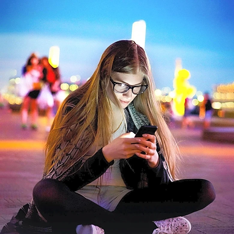 New York Implements SAFE for Kids Act to Regulate Social Media for Youth