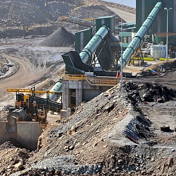 Texas Coal Mine Hosts Massive Solar Project Amid Ongoing Coal Operations