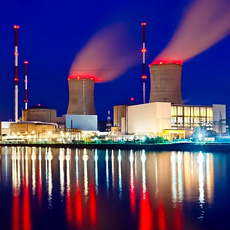 Hungary's Nuclear Plant Faces Shutdown Amid Danube's Record Low Water Levels