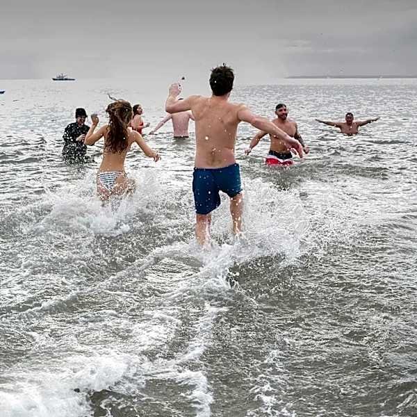 Swim Across America Event in Glen Cove Raises Awareness for Cancer Research