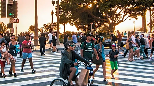 Angelenos Adapt to Heatwave by Shifting Summer Activities to Cooler Hours
