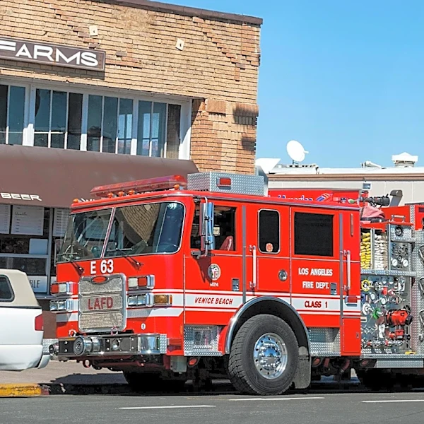 Firefighters Halt Diablo Fire Progress, Evacuation Warnings Lifted Near Pleasant Valley