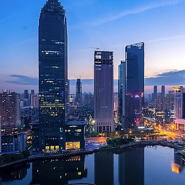 China Defends Economic Model Amidst US and EU Trade Tensions