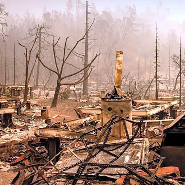 Big Rock Fire Expands, Threatens Homes in Idaho