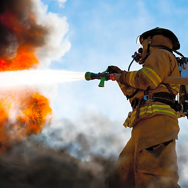 Suffolk Fire and Rescue Service Stabilizes Massive Wildfire in Heathland