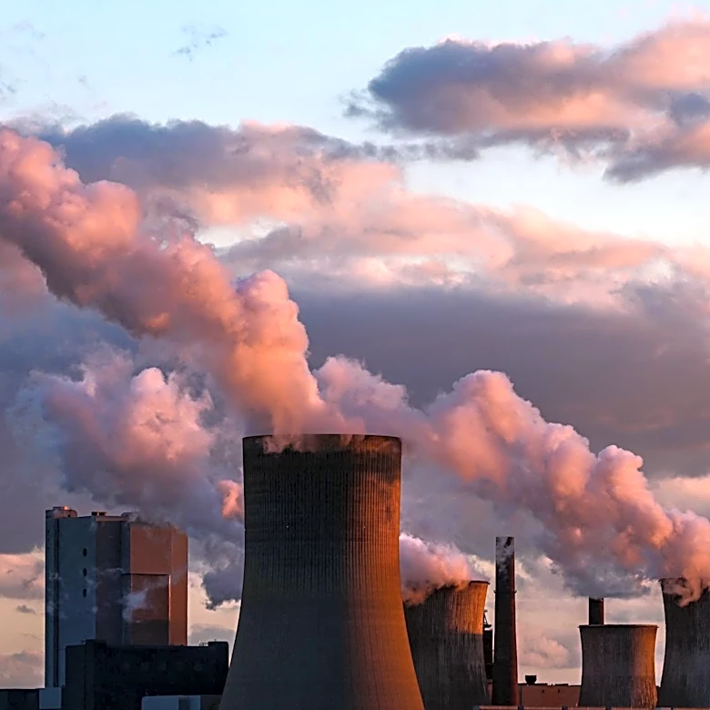 Hungary's Nuclear Plant Faces Shutdown Amid European Heatwave